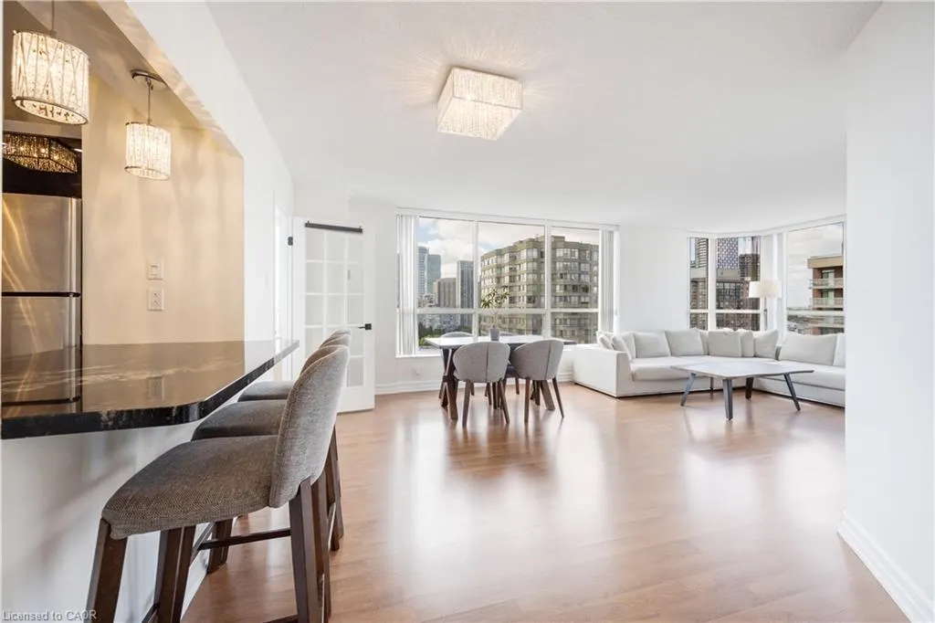 55 Elm Drive W, #2204