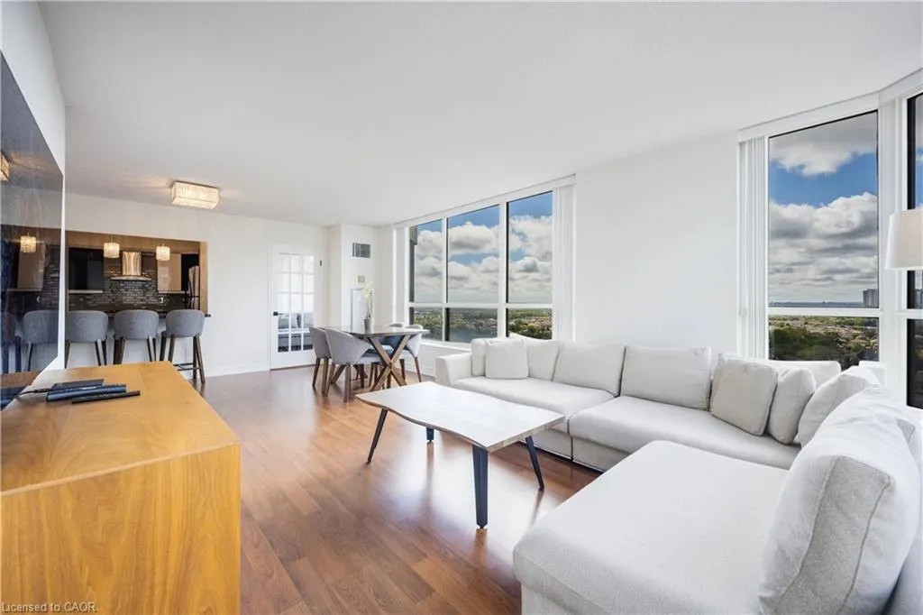 55 Elm Drive W, #2204