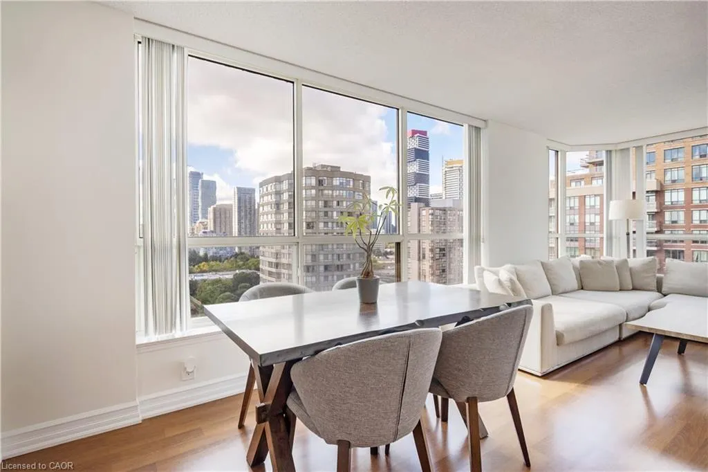 55 Elm Drive W, #2204