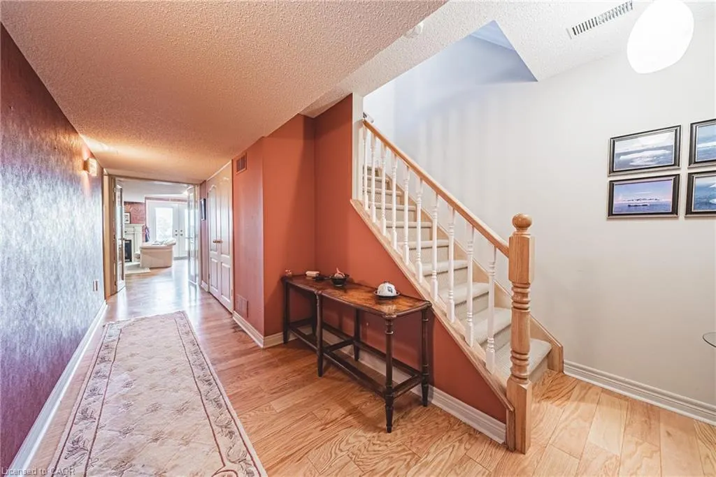 85 Edgewater Drive, #6
