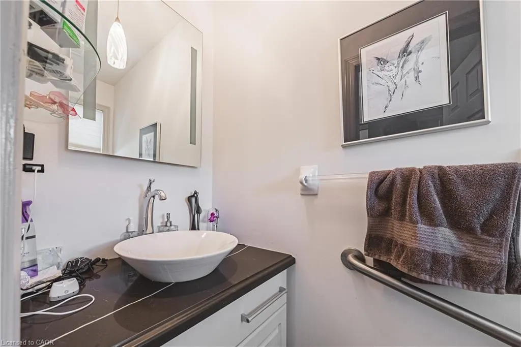 85 Edgewater Drive, #6