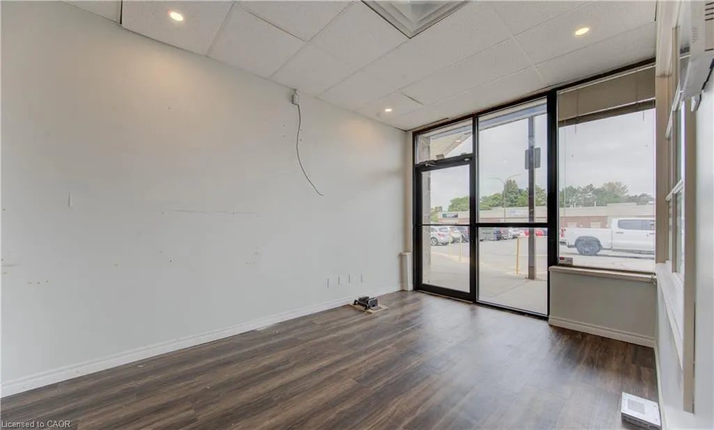 421 Greenbrook Drive, #20