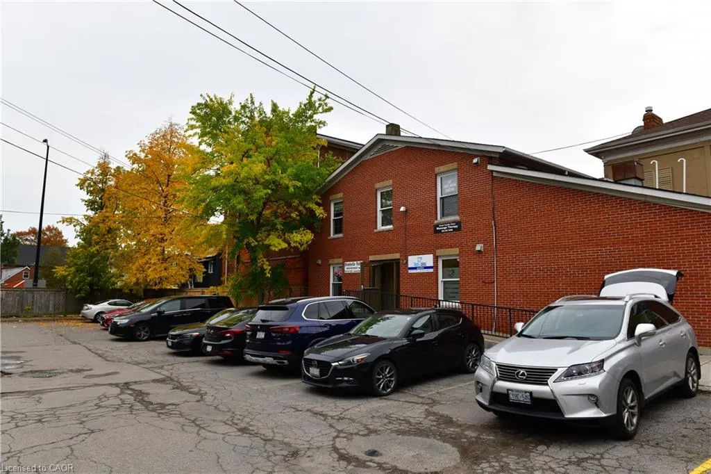 265 Queen Street S