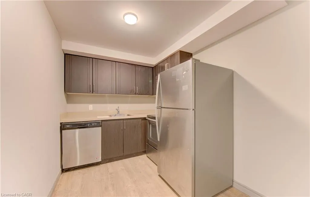 321 Spruce Street, #102