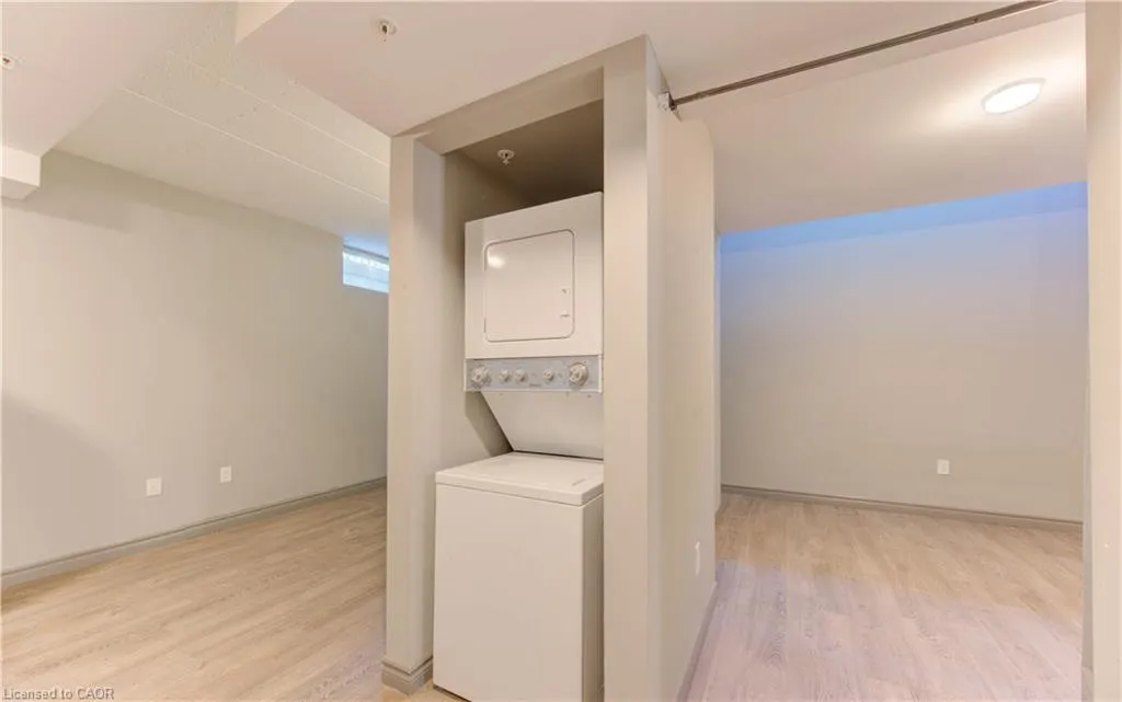 321 Spruce Street, #102