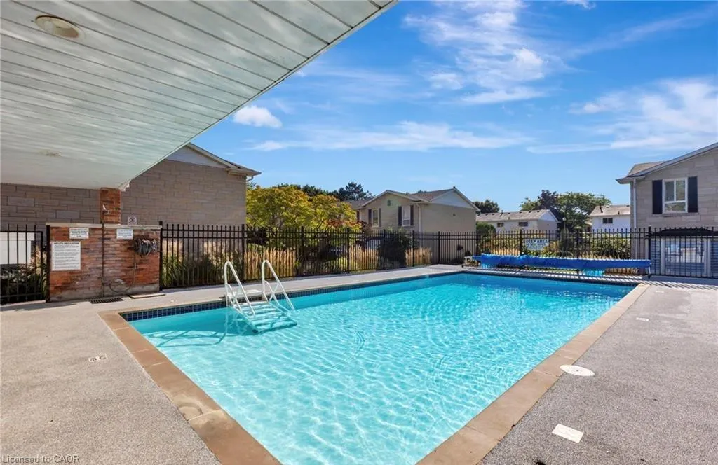 5475 Lakeshore Road, #19