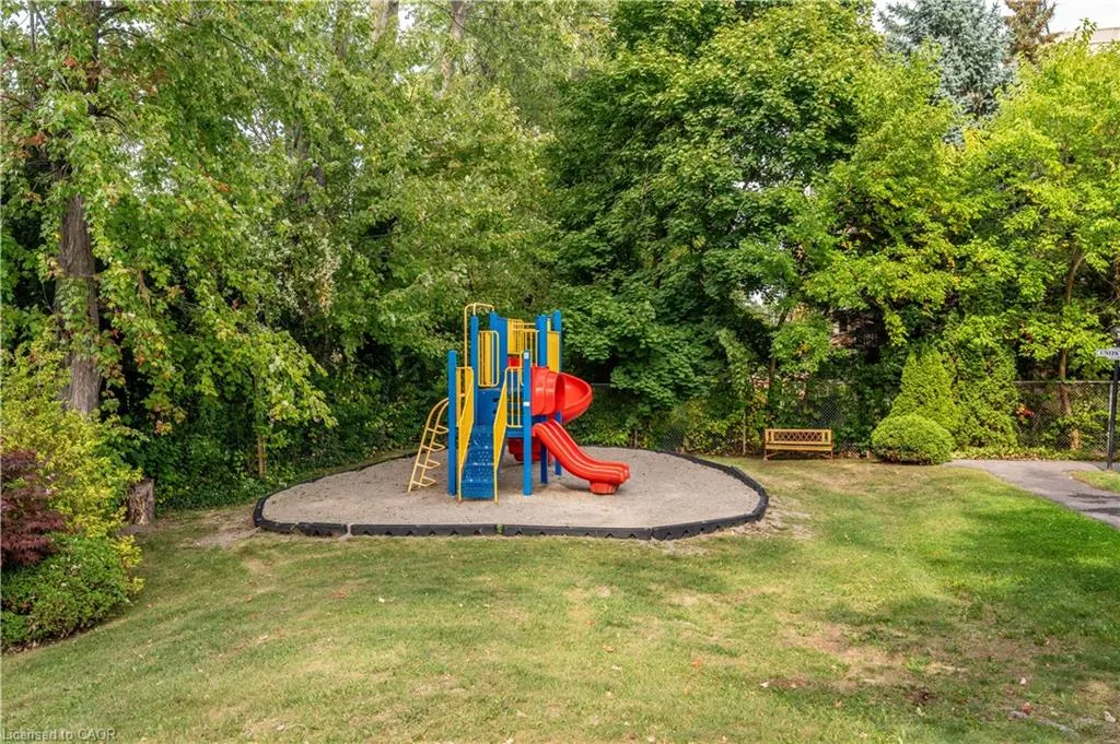 5475 Lakeshore Road, #19