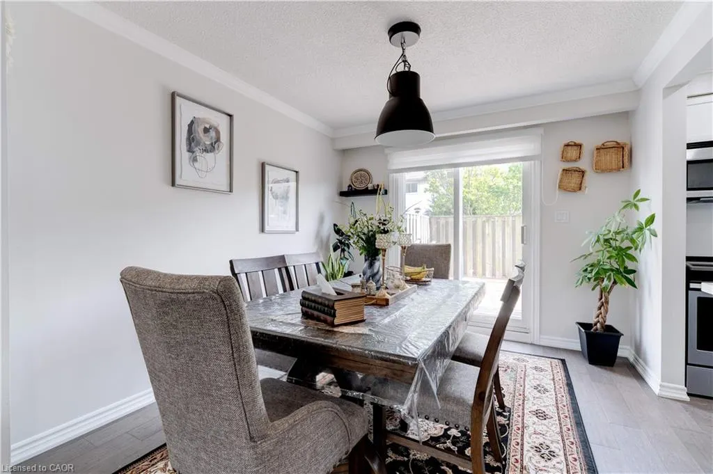 5475 Lakeshore Road, #19