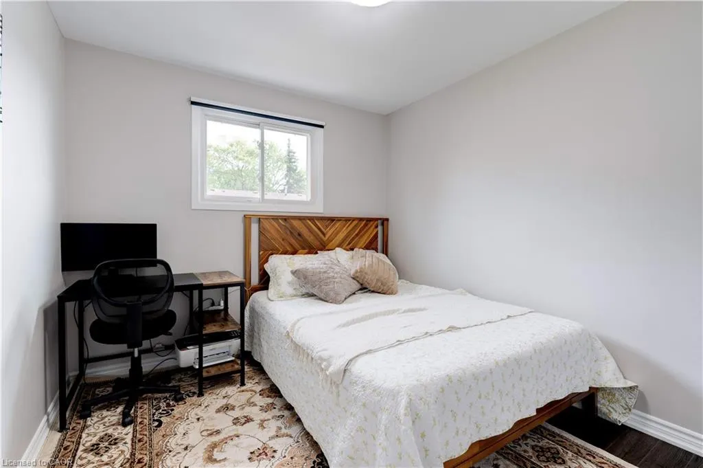 5475 Lakeshore Road, #19