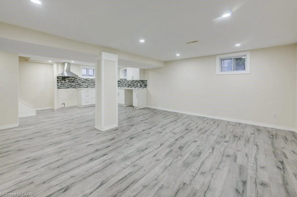446 Kingsleigh Court