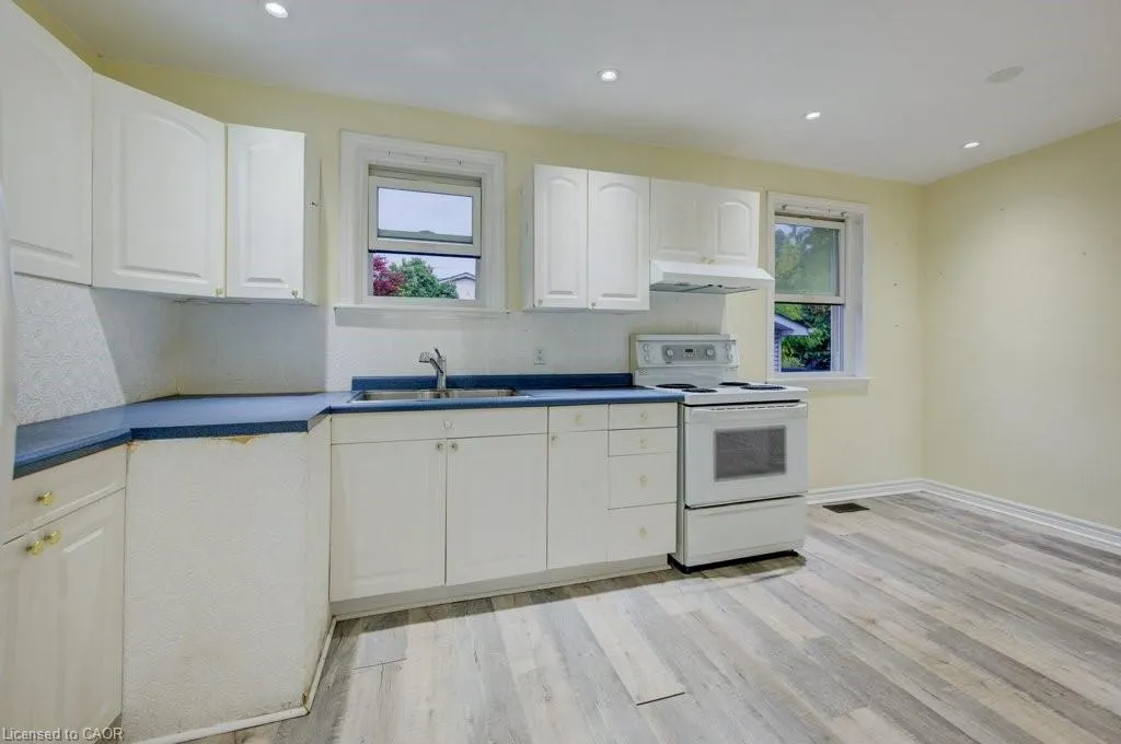 446 Kingsleigh Court