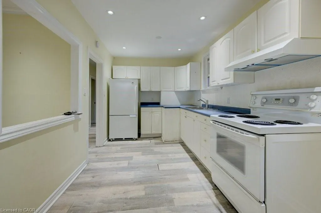 446 Kingsleigh Court