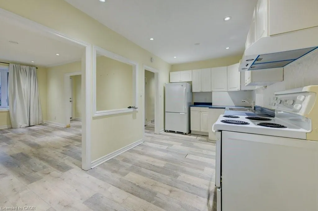446 Kingsleigh Court