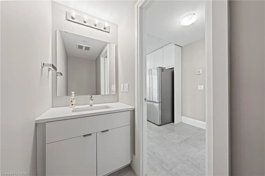 73 Arthur Street, #802