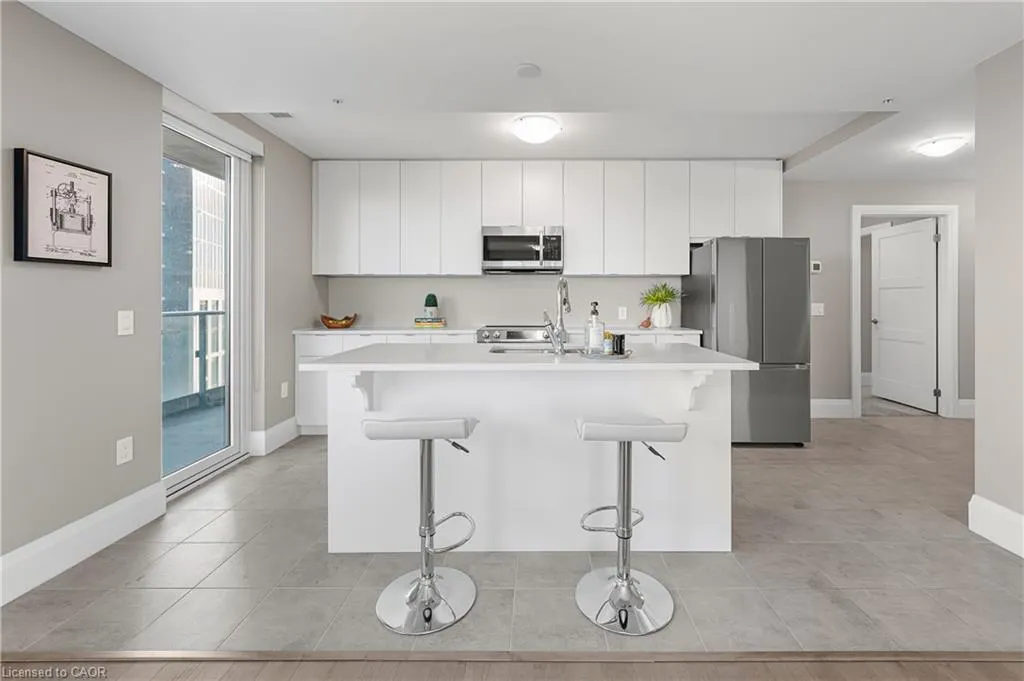 73 Arthur Street, #802