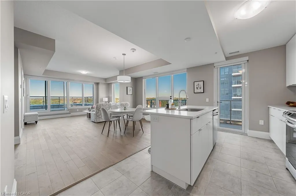 73 Arthur Street, #802