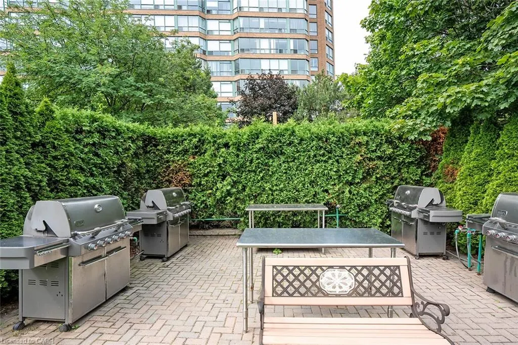 1276 Maple Crossing Boulevard, #612