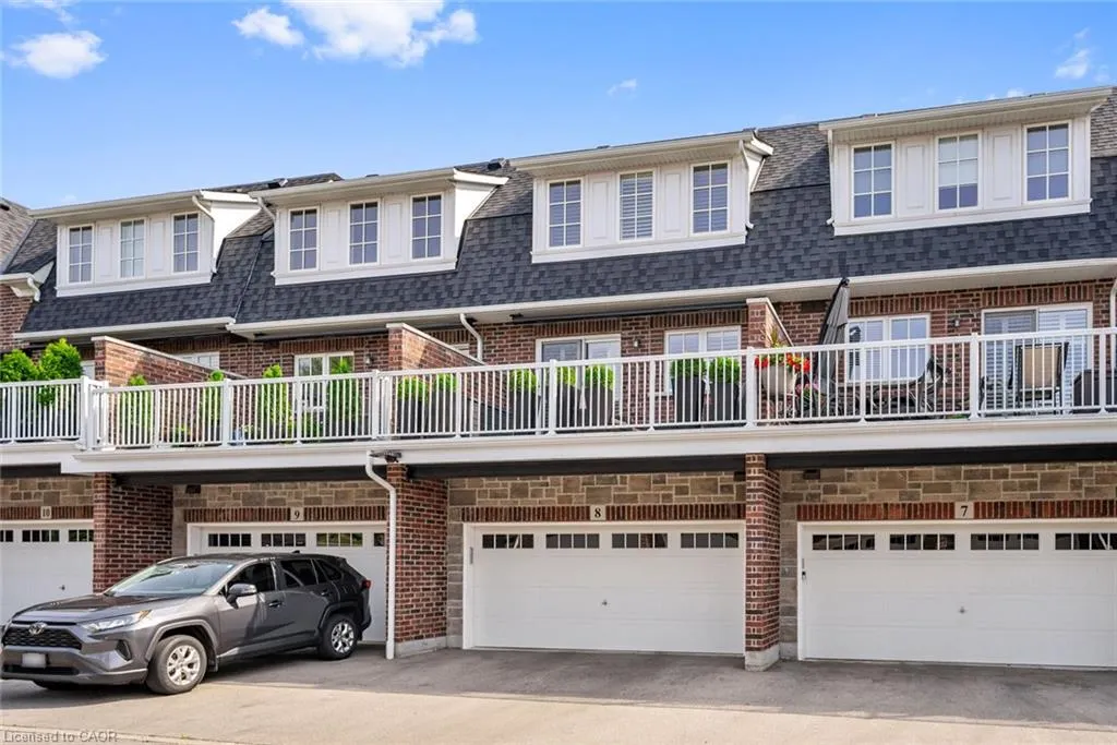 2362 New Street, #8
