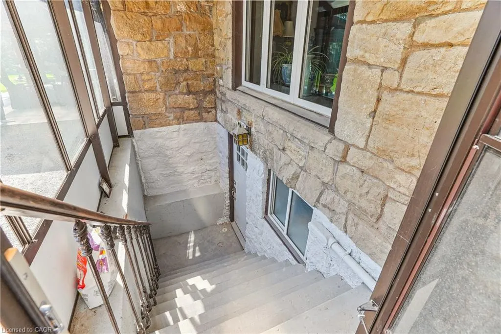 353 Sulphur Springs Road