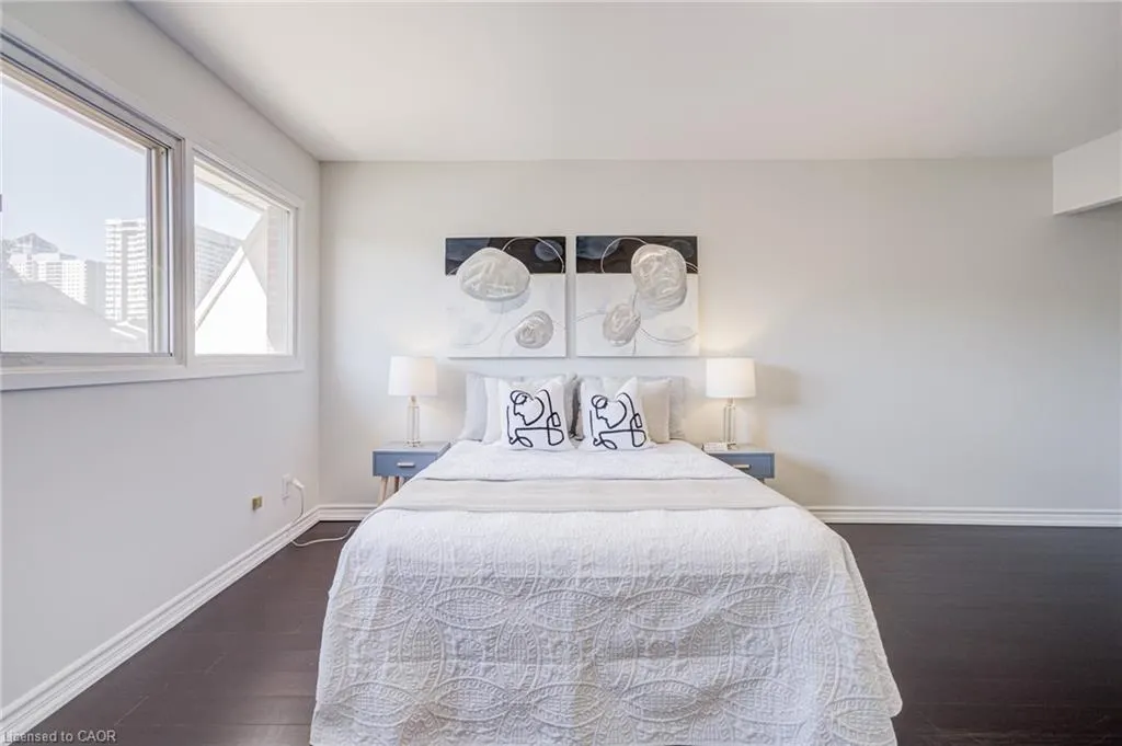 41 Mississauga Valley Boulevard, #12