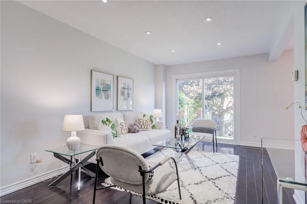 41 Mississauga Valley Boulevard, #12