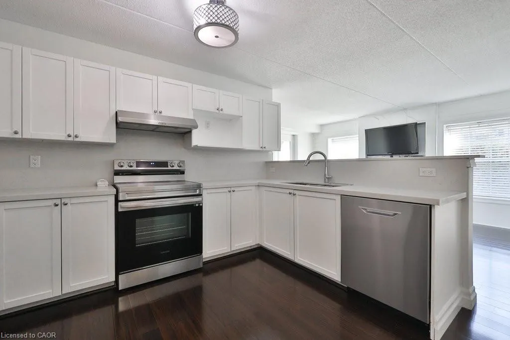 2035 Appleby Line, #113