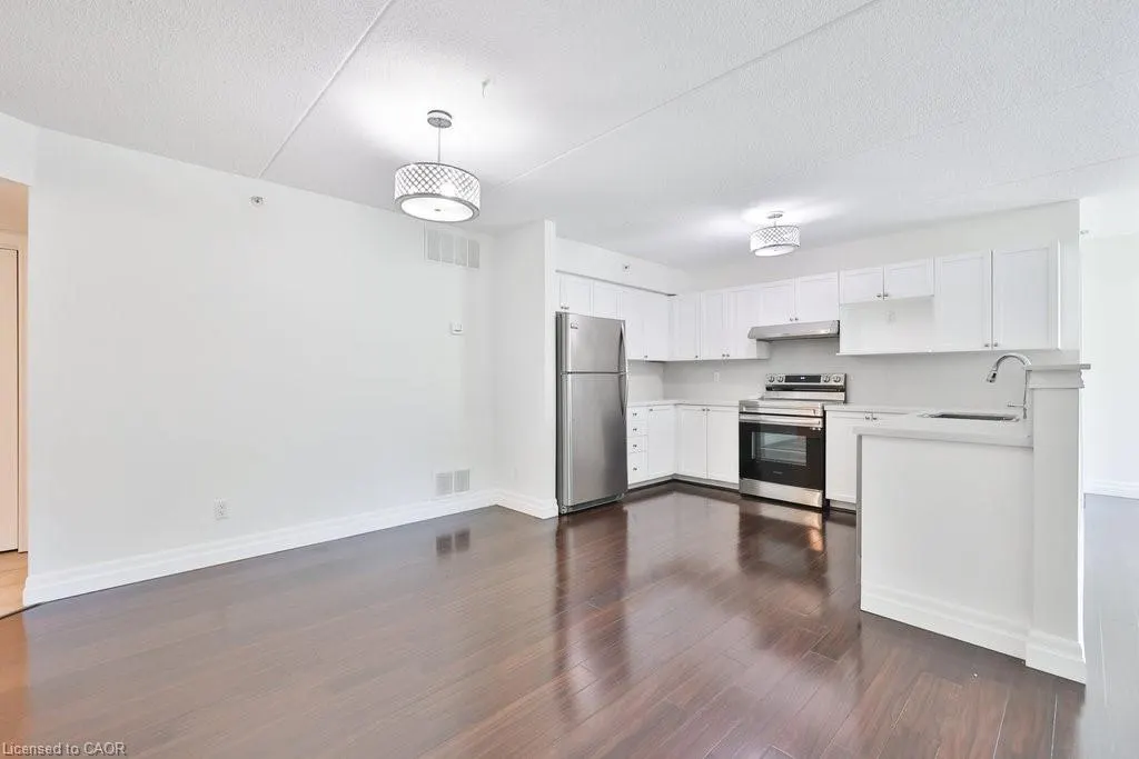 2035 Appleby Line, #113