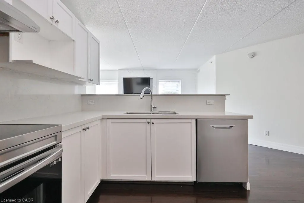 2035 Appleby Line, #113