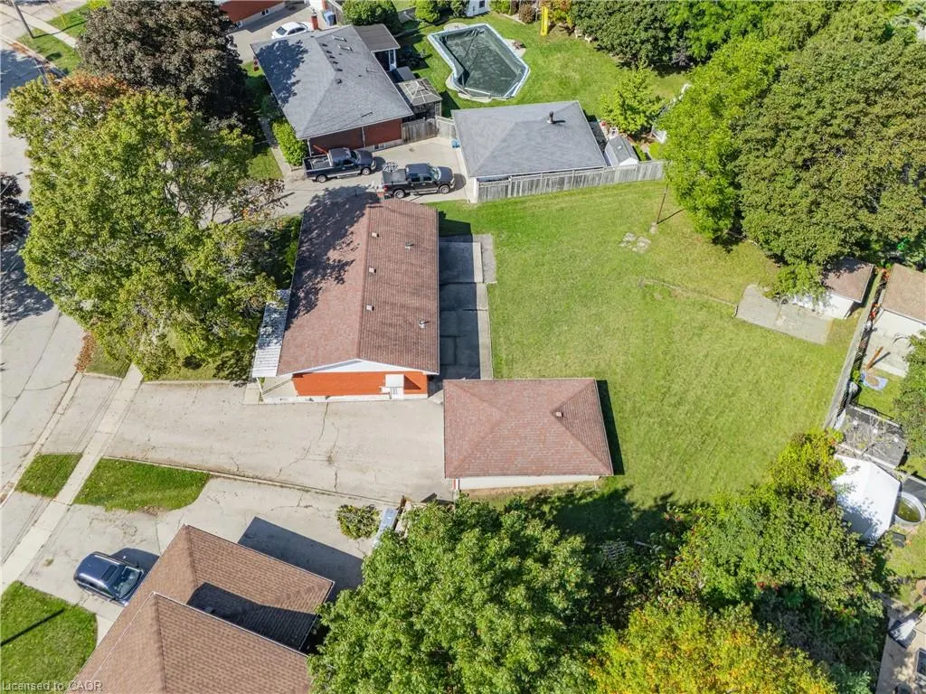 23 Sunnylea Crescent