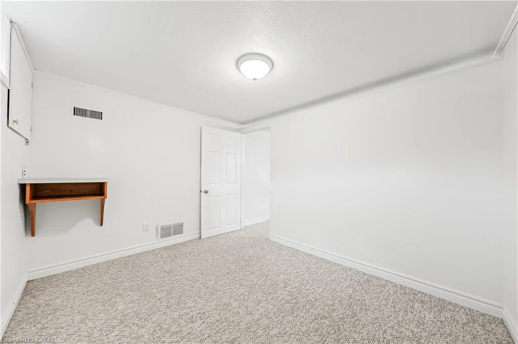 23 Sunnylea Crescent