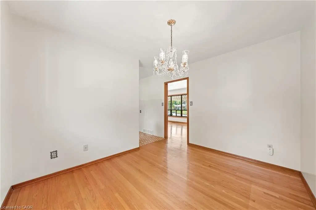 23 Sunnylea Crescent