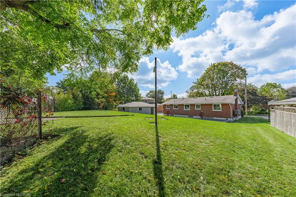 23 Sunnylea Crescent