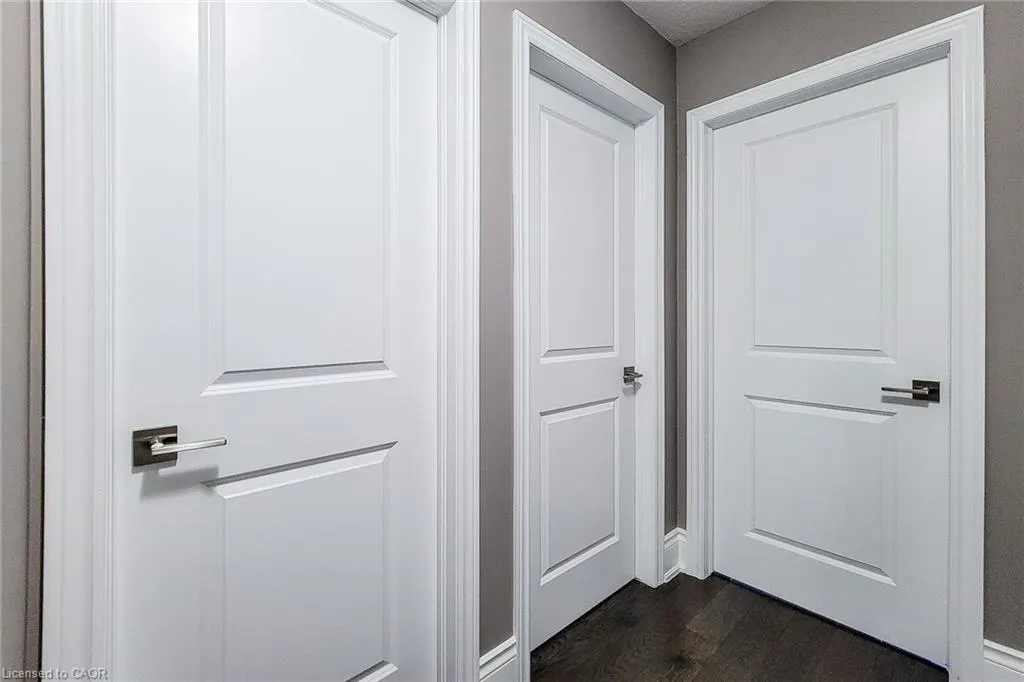 19 Dresser Lane