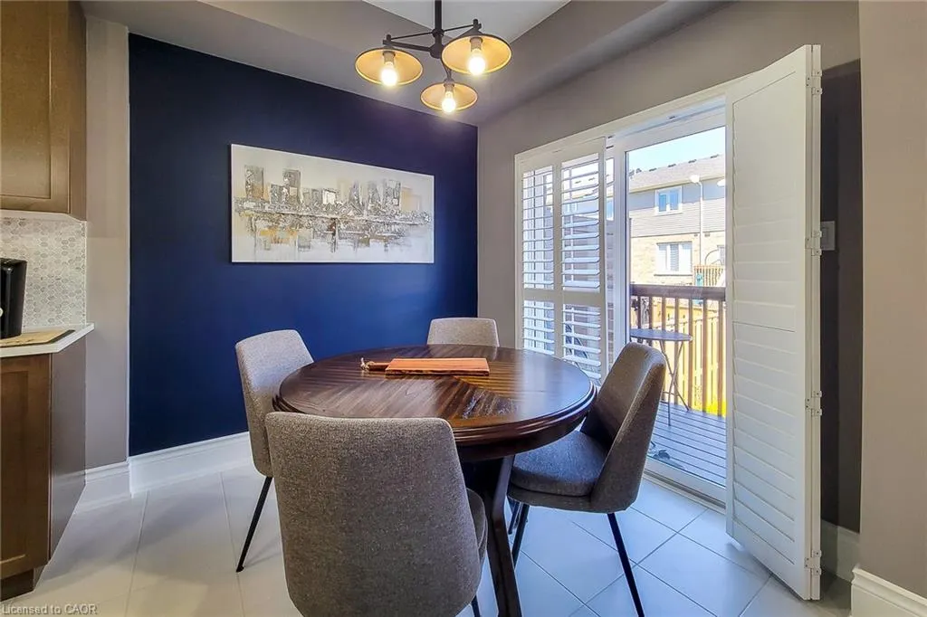 19 Dresser Lane