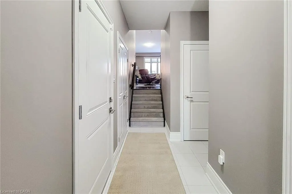 19 Dresser Lane