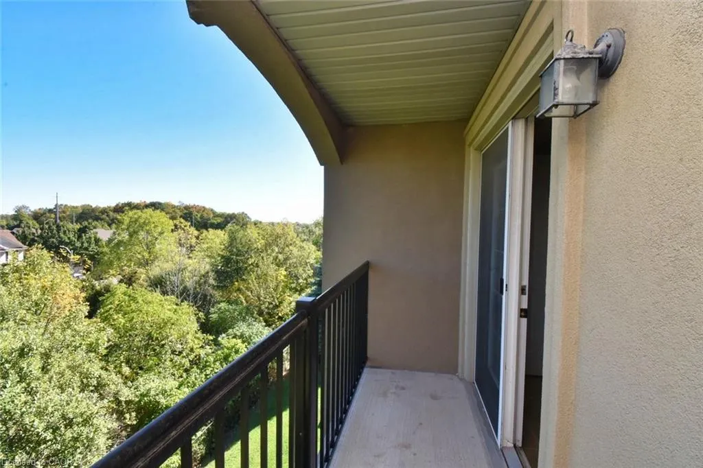 2065 Appleby Line, #411