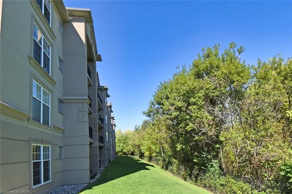 2065 Appleby Line, #411