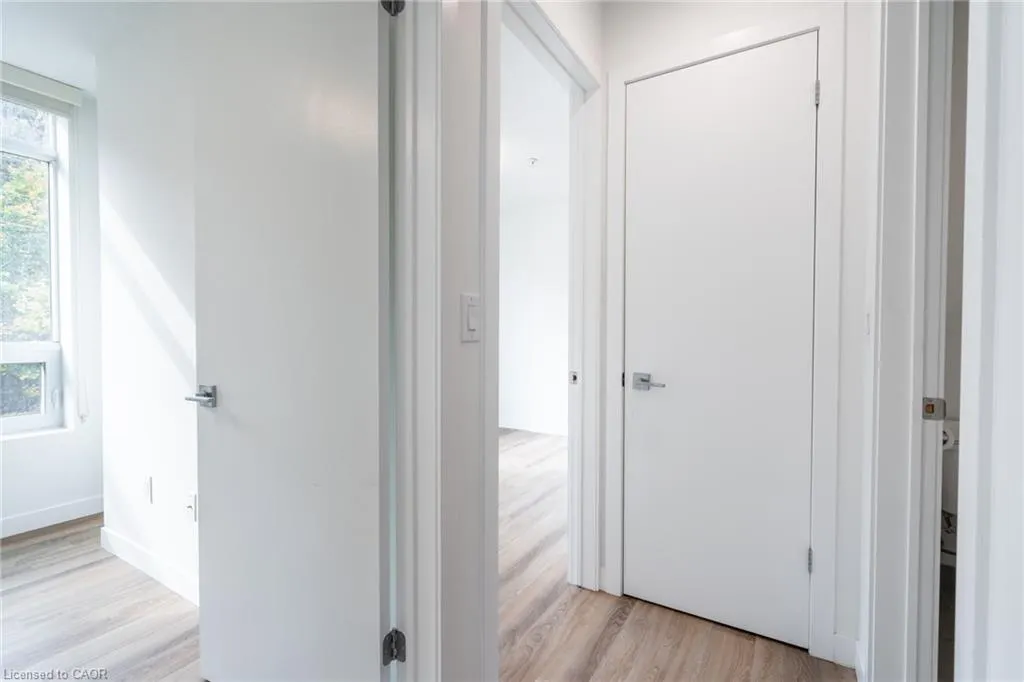 467 Charlton Avenue E, #308