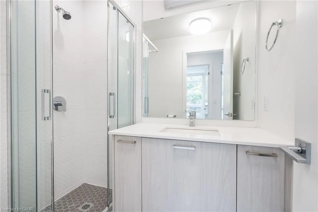 467 Charlton Avenue E, #308