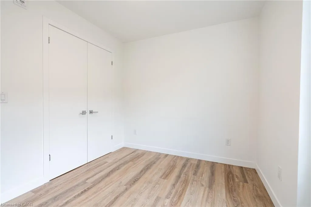467 Charlton Avenue E, #308