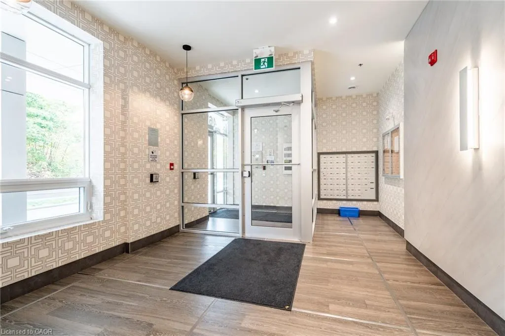 467 Charlton Avenue E, #308