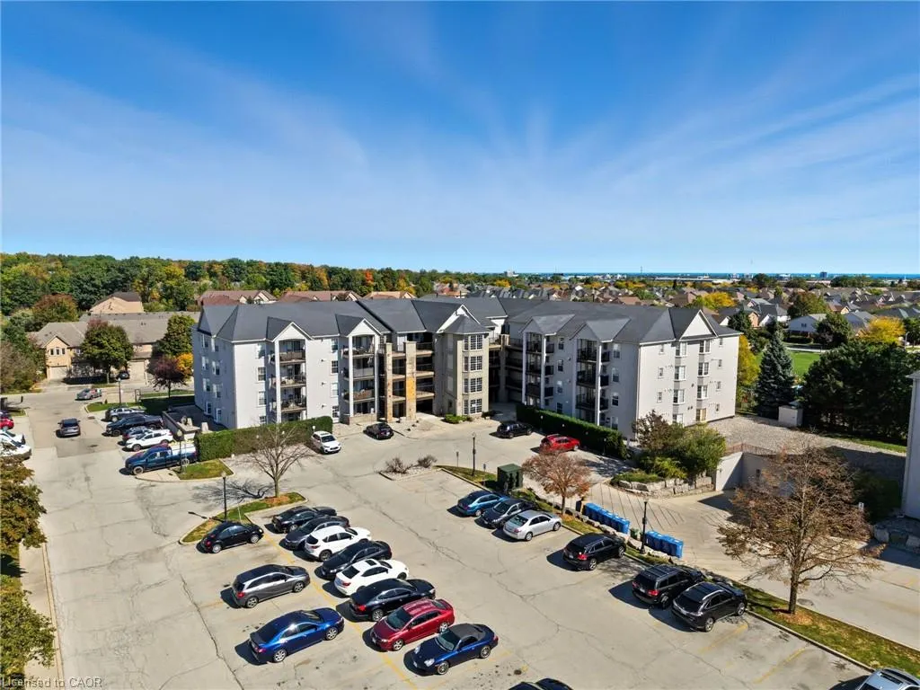 1421 Walkers Line, #304