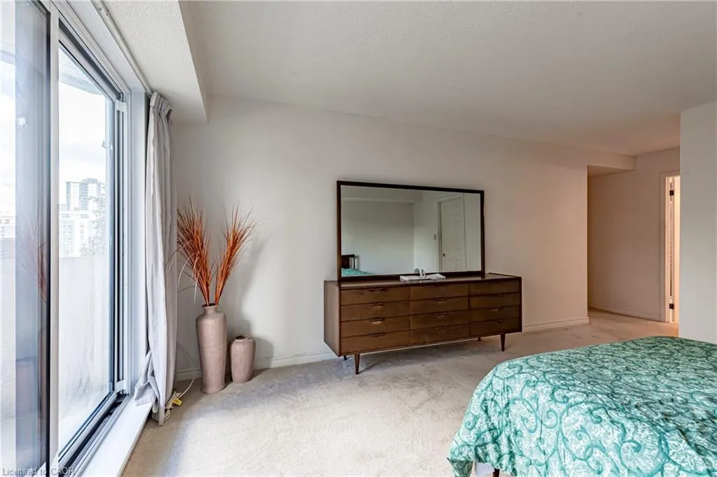 67 Caroline Street S, #304 (3D)