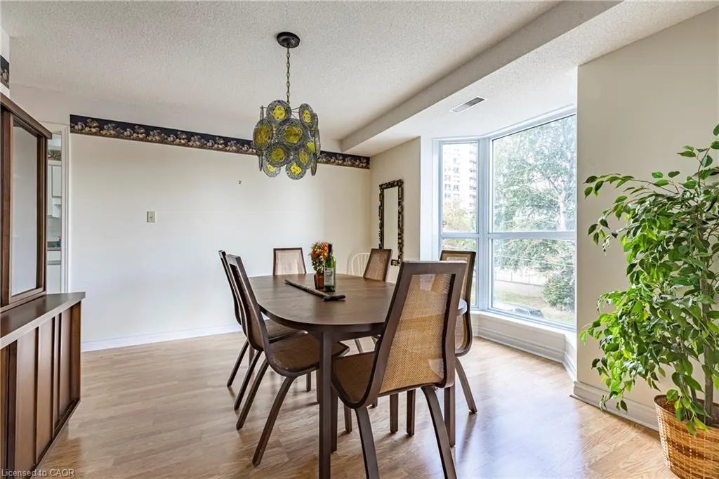 67 Caroline Street S, #304 (3D)