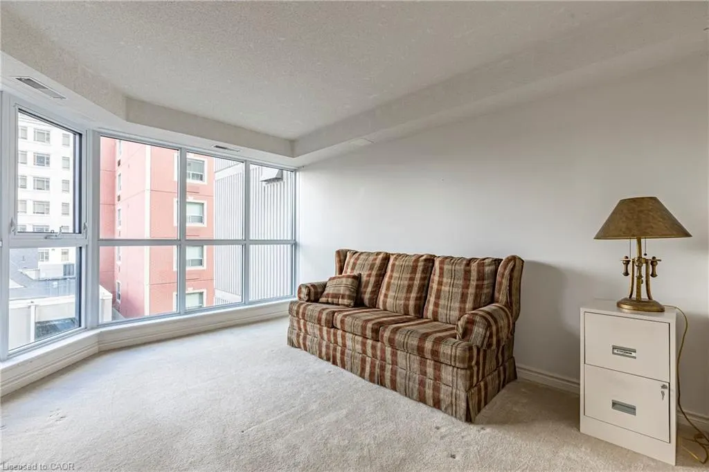 67 Caroline Street S, #304 (3D)