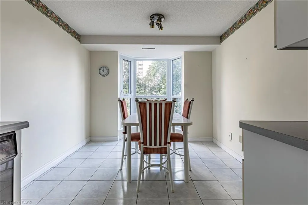 67 Caroline Street S, #304 (3D)