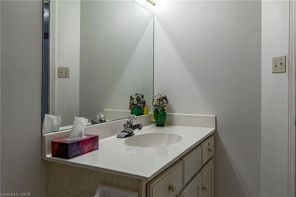 67 Caroline Street S, #304 (3D)