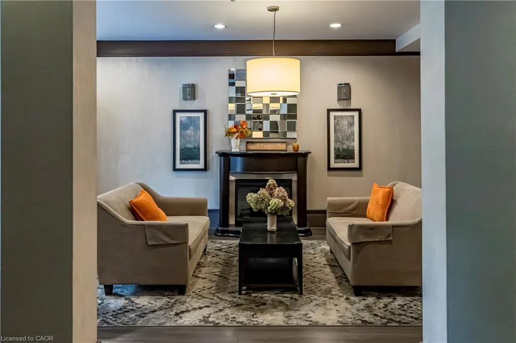 67 Caroline Street S, #304 (3D)