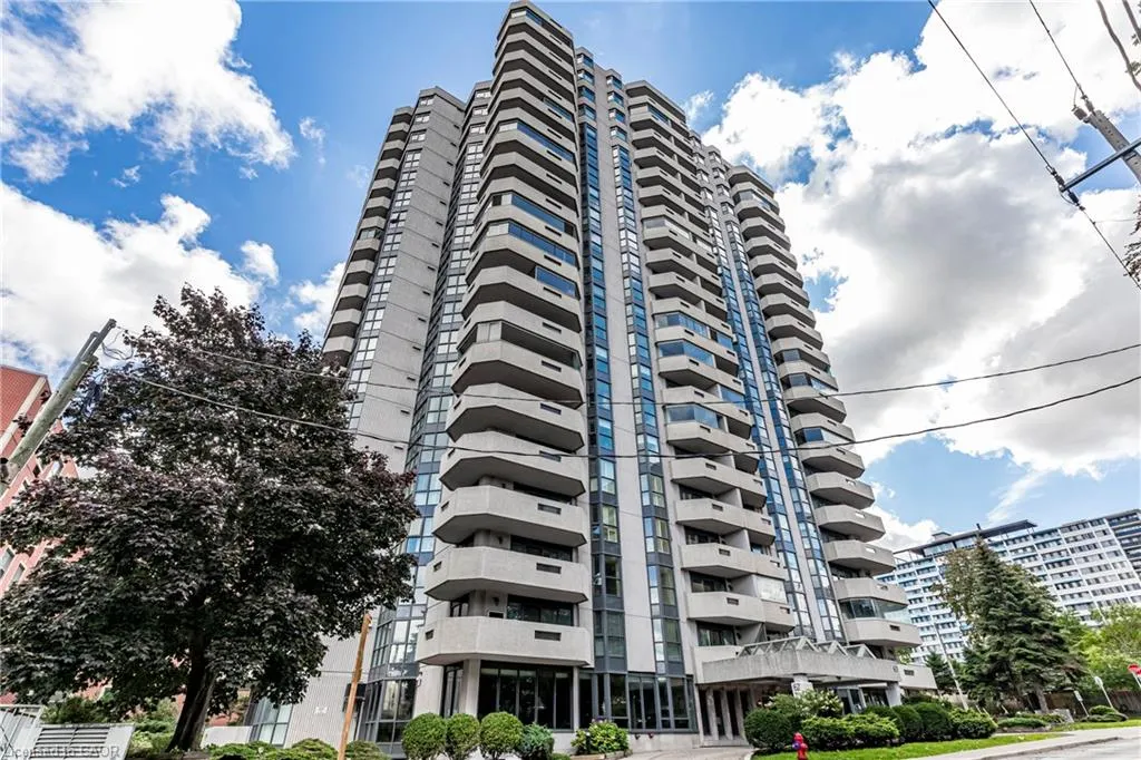 67 Caroline Street S, #304 (3D)