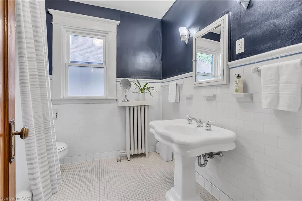 121 St Clair Avenue